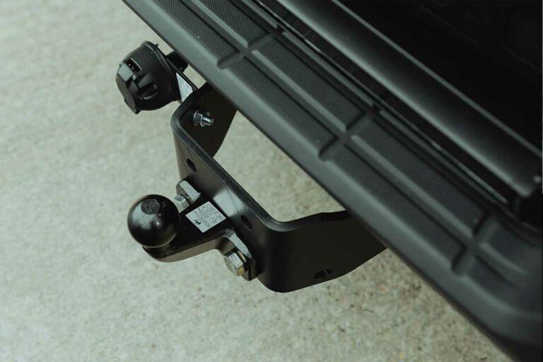 Tow Bar & Electrics